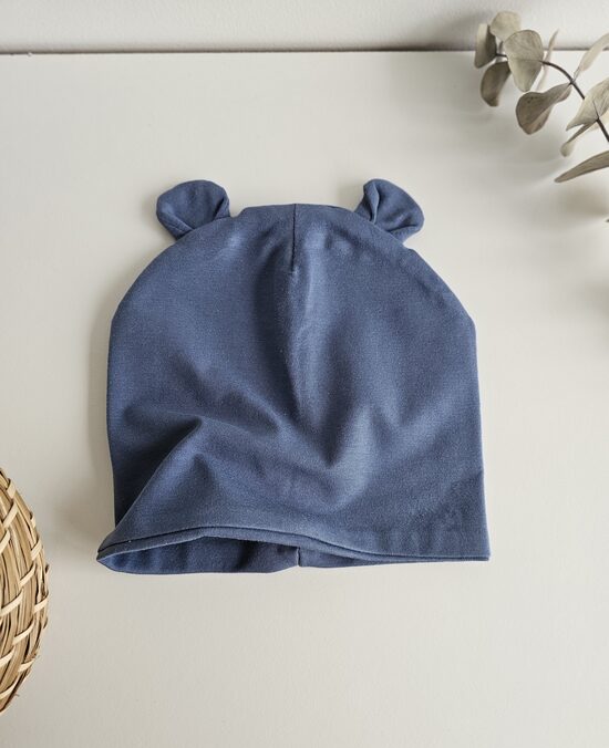 Beanie cepure ar oderi - ar lācēna austiņām